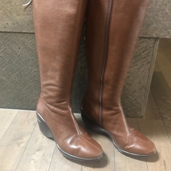 Cole Haan Nike Air Boots - Picture 4 of 12